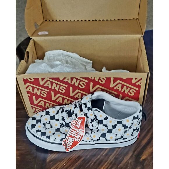NIB CHECKERBOARD DAISY GIRLS VANS SNEAKERS - Picture 1 of 8